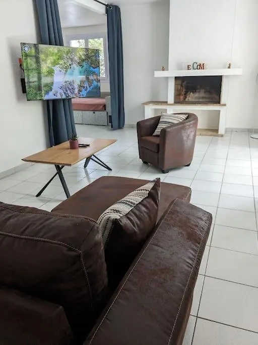 Holiday home Maison Spacieuse Et Lumineuse 4 Personnes Lavilledieu
